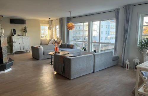 Stavanger Villa | Large apartment by the sea for rent during ONS
