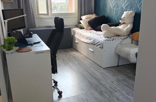 Lantinen District Apartment | Large apartment near Otaniemi and Helsinki