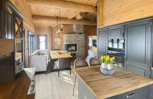 Rollag House | Large dream cabin on Vegglifjell