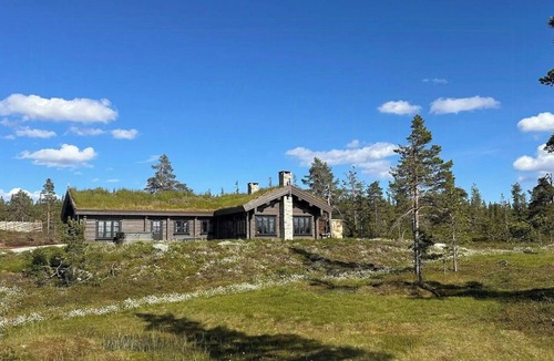 Rollag House | Large dream cabin on Vegglifjell