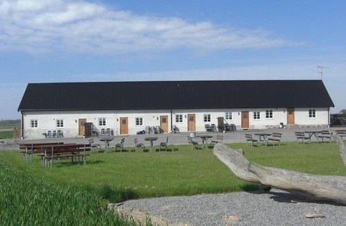 Malarhusens House | Large holiday home with holiday apartments in Österlen at the Baltic