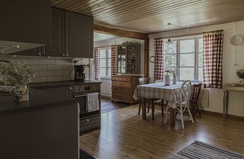 Skillingaryd Cabin | Large house in the forest, close to Isaberg and High Chaparall.