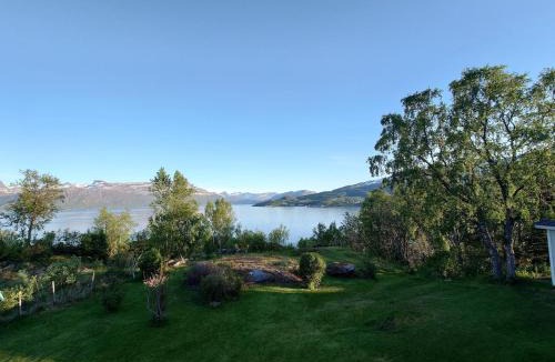 Ibestad House | Large House with Fjord View on Andørja