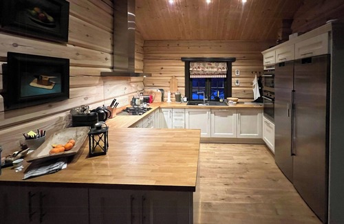 Al Municipality House | Large log cabin, ski fun near Dagali