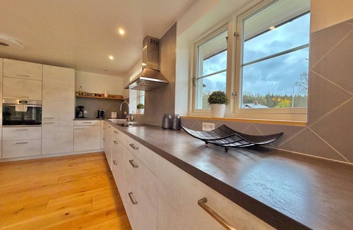 Olofstrom House | Large, lovingly renovated farmhouse – nature, hot tub, sauna, and boat