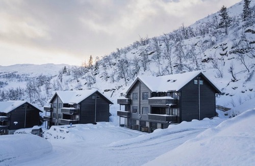 Hemsedal Apartment | Large ski apartment in Skardsnuten, Ski/Inn-Ski/Out