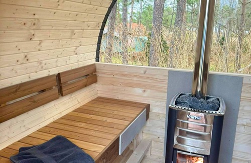 Oskarshamn House | Large vacation home with sauna and boat by the sea in Sweden!