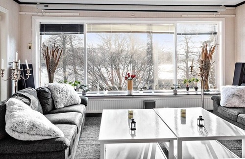 Asljunga House | Large villa with outdoor and indoor whirlpool, billiard room, sauna, indoor pool