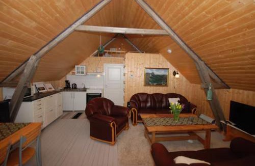 Flakstad House | Larsen Rorbu Lofoten
