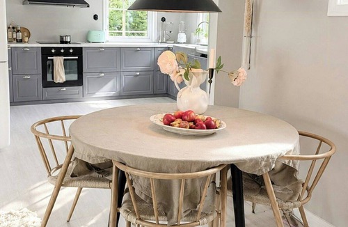 Molndal Municipality House | Last house by the forest with outdoor kitchen