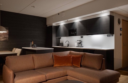 Sirkka Apartment | Le Chalet Lingonberry D14 by Aavalevi