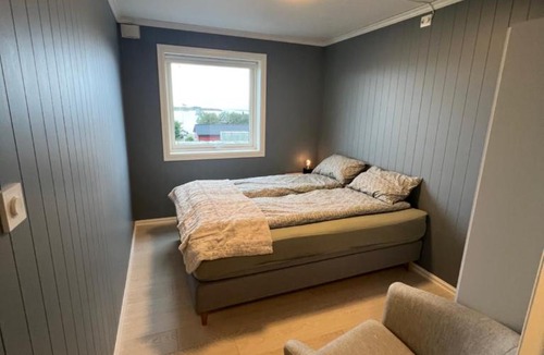 Ulstein Municipality Apartment | Leilighet med sjøutsikt på Ulstein