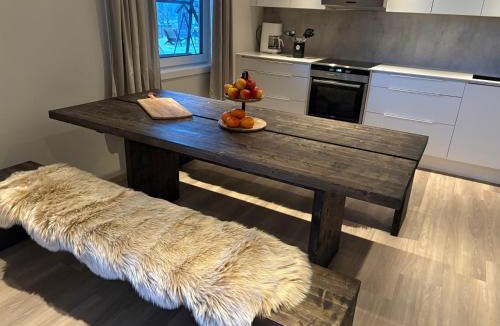 Tveit House | Leilighet på RyenToppen med gapahuk