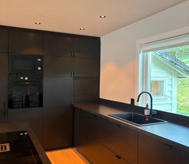 Norheimsund Apartment | Leilighet sentralt i Norheimsund