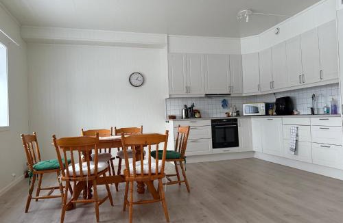 Leknes Apartment | Leknes skyline appartment- City Centre