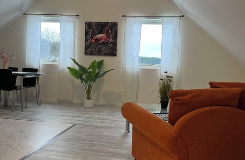 Soderkoping Apartment | Lev det Enkla Livet i Detta Fridfulla och Centralt Belägna Boende i Söderköping