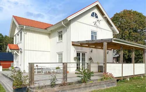 Svangsta House | Lev ut din Gårdsdröm!