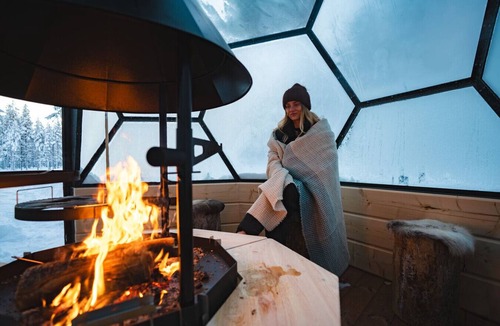 Kolari Apartment | Levi - Ylläs Aurora Igloo Village - Hot Tub