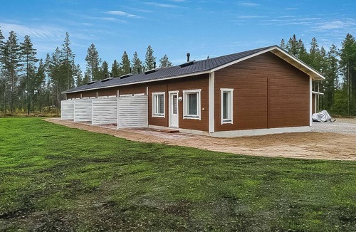 Koengaes House | Levin revontulitaivas a by Interhome