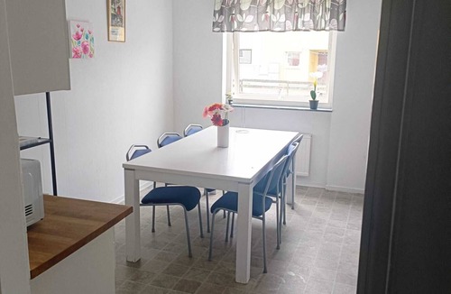 Ullared Bed & Breakfast | LIGGER 50 METER FRÅN GEKÅS VARUHUSET