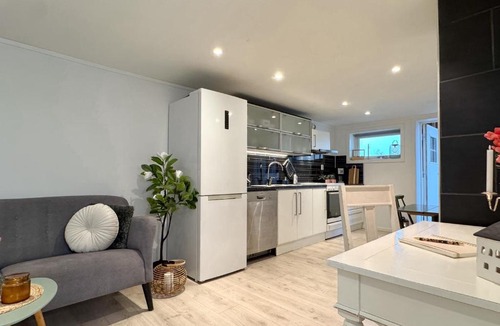 Leknes Apartment | Limited Opening Offer - Book Now And Save!