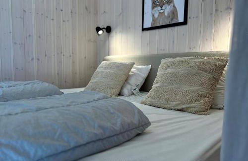 Salen Apartment | Lindvallen Ski Resort Pool and Padel - Sauna - 6 Guests