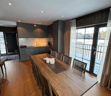 Salen Apartment | Lindvallen Ski Resort Pool and Padel - Sauna - 6 Guests
