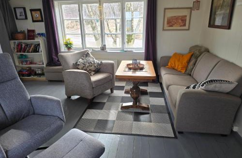 Vestvagøy House | Lite hus ved sjøen