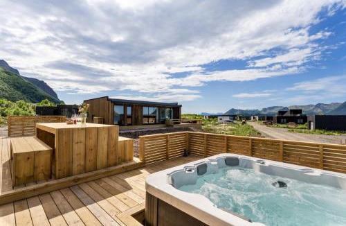 Vagan House | Lodge 11 - Amazing cabin in Lyngvær