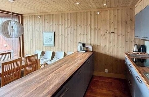 Atra House | Lodge with views of Gaustatoppen mountain