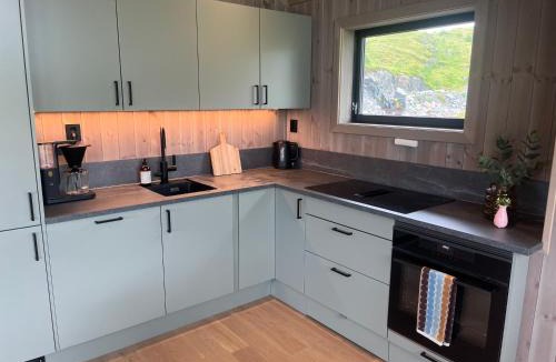 Sørvagen House | Lofoten Arctic Cabin