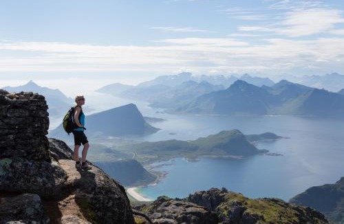 Svolvaer Boat Rental | Lofoten Cruise & Hotel