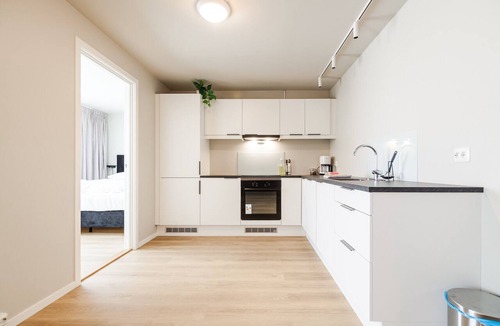 Leknes Apartment | Lofoten Premium Suites #MidnightSun