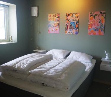 Vestvagøy Apartment | Lofoten Seaview Apartment B