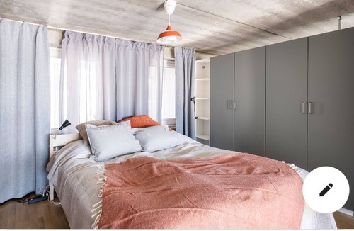 Kaakkoinen District Apartment | Loft with a sea view