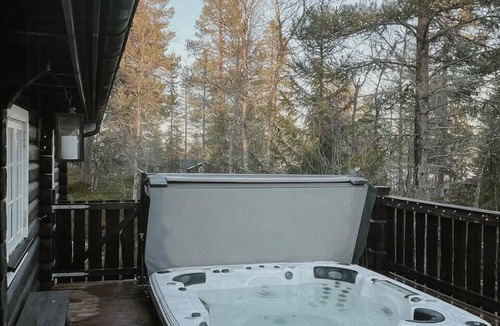 Trysil House | Log cabin in Trysil with jacuzzi and ski access