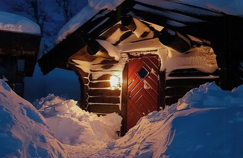 Fla Municipality House | Log cabin near Høgevarde with mountain views