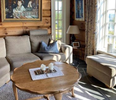Kamben House | Log Cabin With A View At Golsfjellet