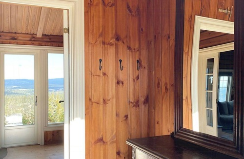 Etnedal House | Log cabin with modern style near Vardefjell