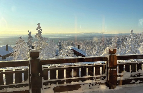 Akrestrømmen House | Log cabin with panoramic views near Renåfjellet