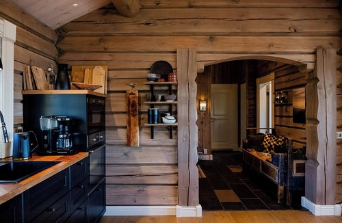 Gala House | Log cabin with views of Jotunheimen mountains