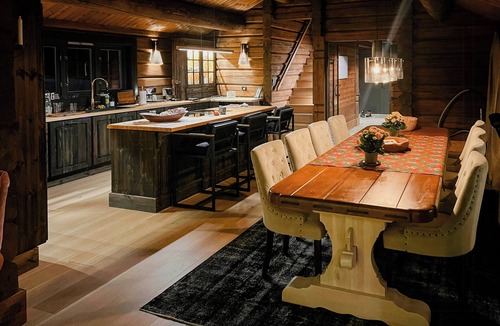 Vikberget House | Log cabin with views over Turufjell