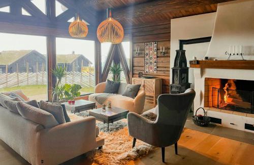 Vikberget House | Log Cabin With Views Over Turufjell