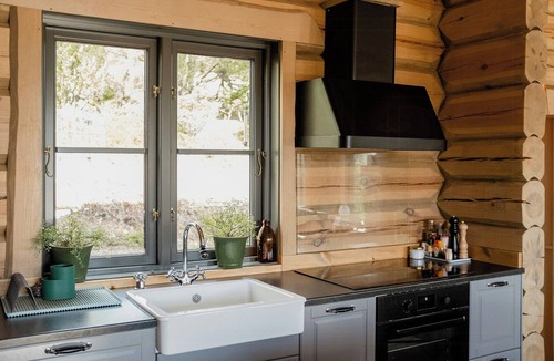 Hallen House | Log house with sauna and fireplace in Bydalen