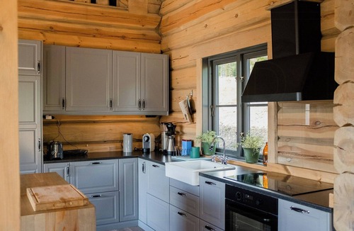 Hallen House | Log house with sauna and fireplace in Bydalen