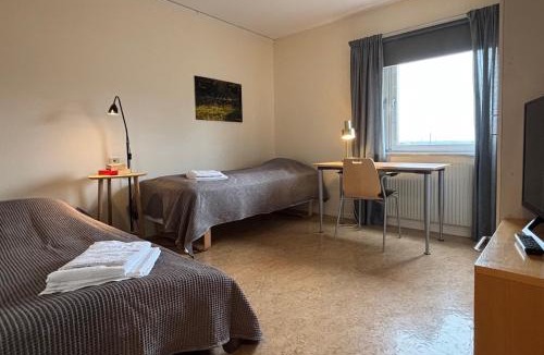 Centrum Hostel | Logi Tuppen, Vandrarhem - Oskarshamns folkhögskola