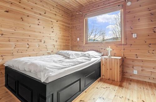 Hardangerfjord House | Look at this view! 3 BR house overlooking Hardangerfjorden