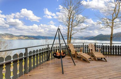 Hardangerfjord House | Look at this view! 3 BR house overlooking Hardangerfjorden