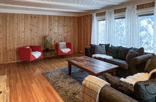 Lillehammer House | Look forward to a fantastic family vacation close to nature in this cozy vacation home.