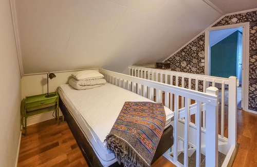 Helde House | Look forward to a relaxing vacation close to nature in this beautiful vacation home!